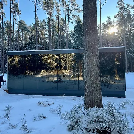 Mustika Mirror Minivilla Saunaga Kärdla