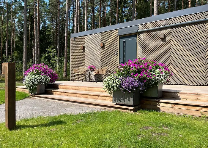 Mustika Mirror Minivilla Saunaga * Kärdla